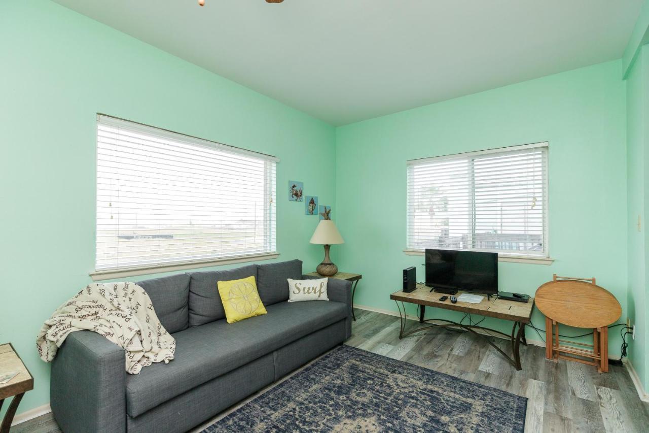Corpus Christi Beachside Condo: Padre Island Retreat Exterior photo